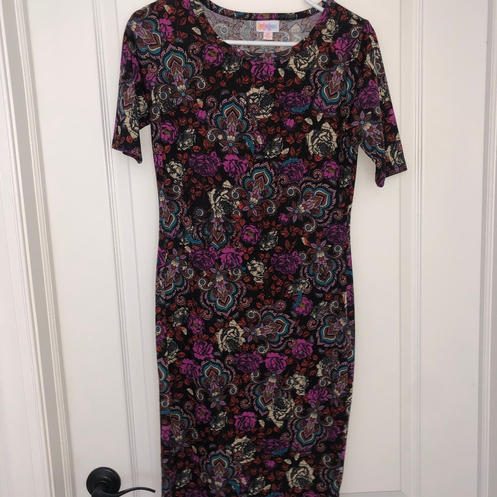 XS- LulaRoe Julia Dress